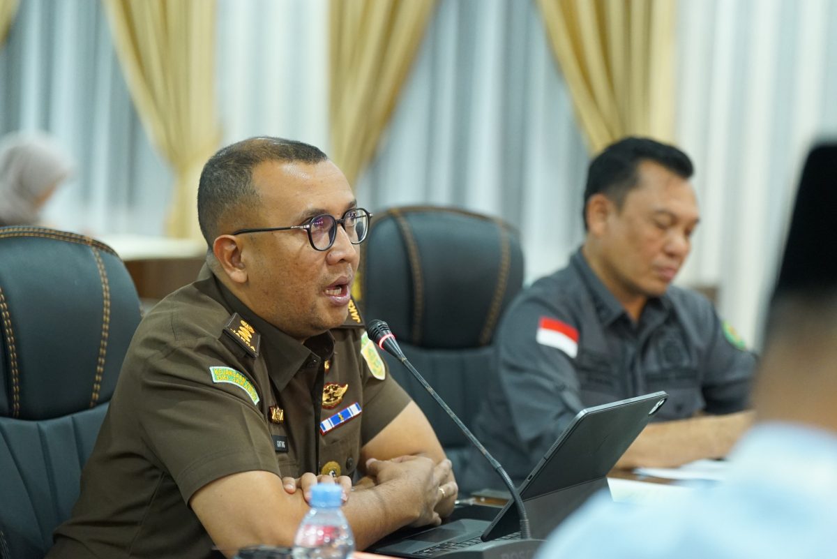 Kejaksaan Tinggi menggelar rapat koordinasi pengawasan aliran kepercayaan bersama instansi terkait. (Foto/ist).