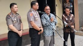 Komisioner Kompolnas M Choirul Anam memberikan keterangan terkait kasus kematian Winda Lorenza Gowasa di Polrestabes Medan, Rabu (23/9/2026). Foto/ist.