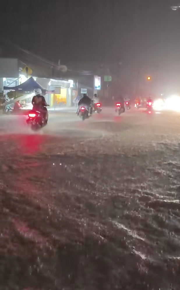 Sejumlah Titik di Kota Sibolga Terendam Banjir. (Foto/ist).