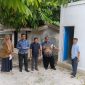 Camat Rumbio Jaya bersama tim verifikasi kecamatan meninjau langsung salah satu lokasi pembangunan di Desa Tambusai dalam kegiatan Monitoring dan Evaluasi pengelolaan Dana Desa dan Alokasi Dana Desa Semester I Tahun Anggaran 2026. Fhoto/doc.